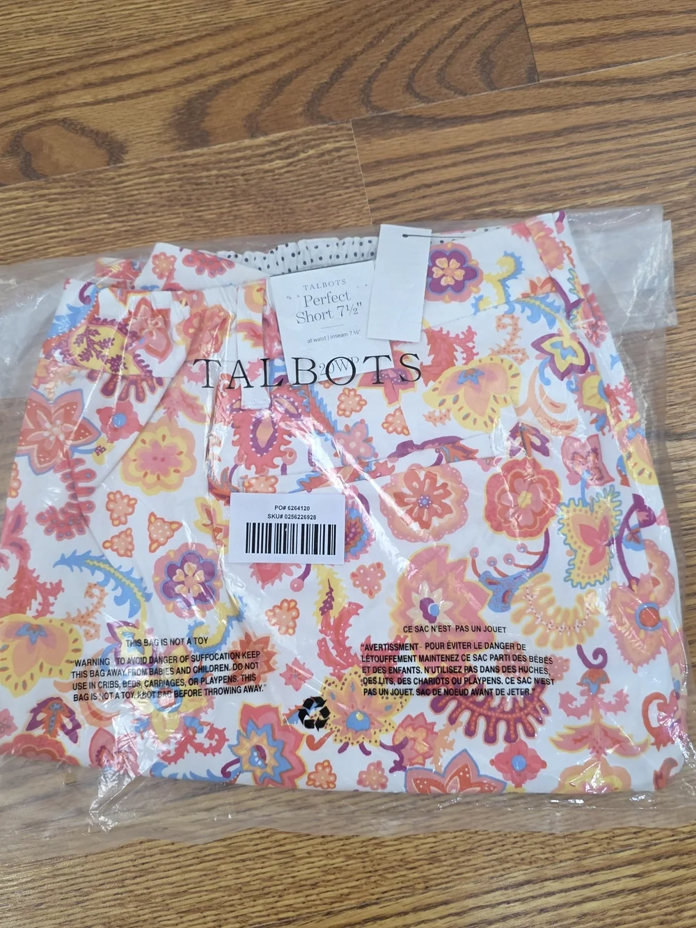 NWT Talbots Perfect Shorts 7.5